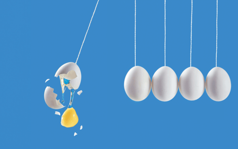 swinging pendulum with eggs CREDIT getty--1219274154 - Credit: Getty - 1219274154