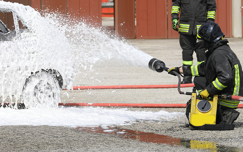 HSE report calls for limit on the use of fire extinguishing foams that contain PFAS | IOSH magazine